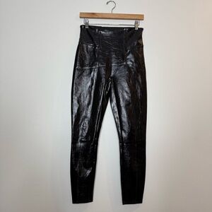 Spanx Faux Patent Leather High Rise Black Leggings size medium